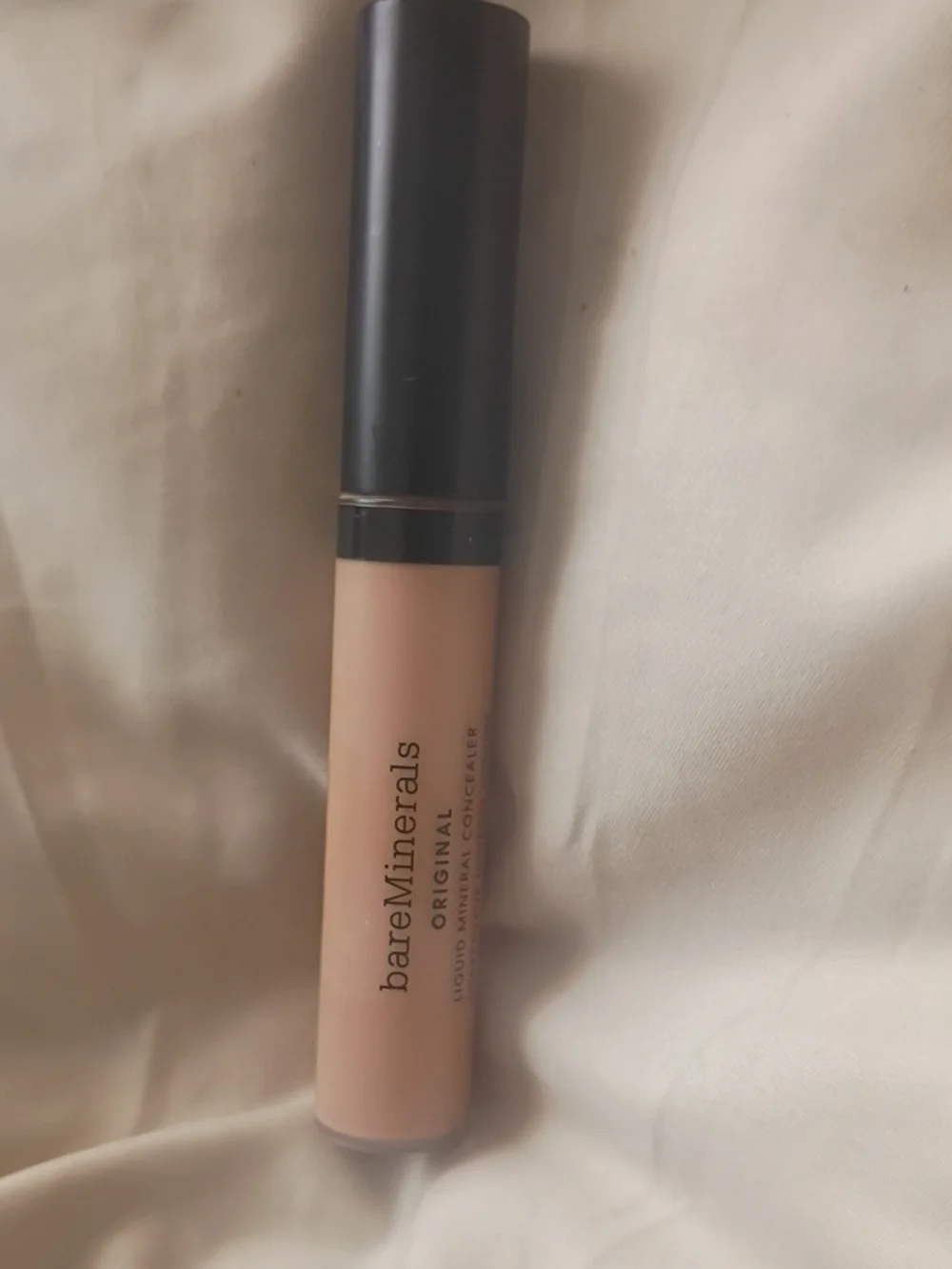 bareMinerals Liquid Mineral Concealer - Med 3n